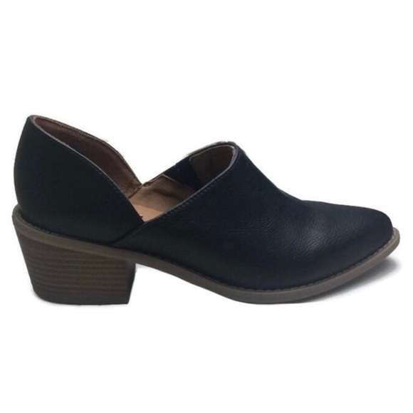 CYNTHIA ROWLEY Eddie Black Booties - Picture 1 of 8